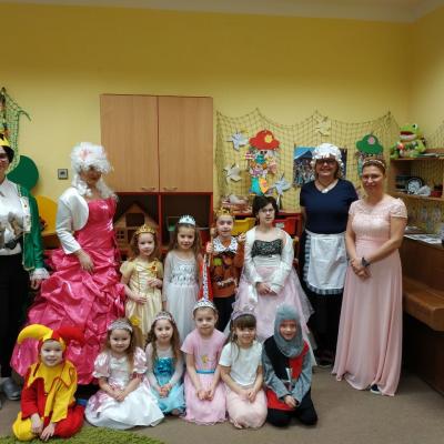 Karneval Ve Tride Zabicek